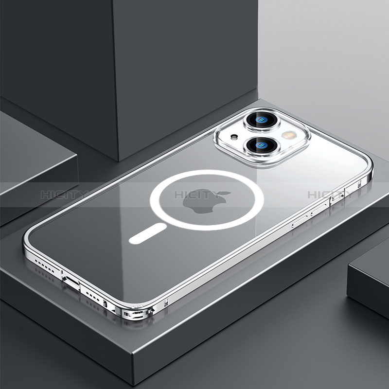 Apple iPhone 15 Plus用ケース 高級感 手触り良い メタル兼プラスチック バンパー Mag-Safe 磁気 Magnetic QC3 アップル シルバー