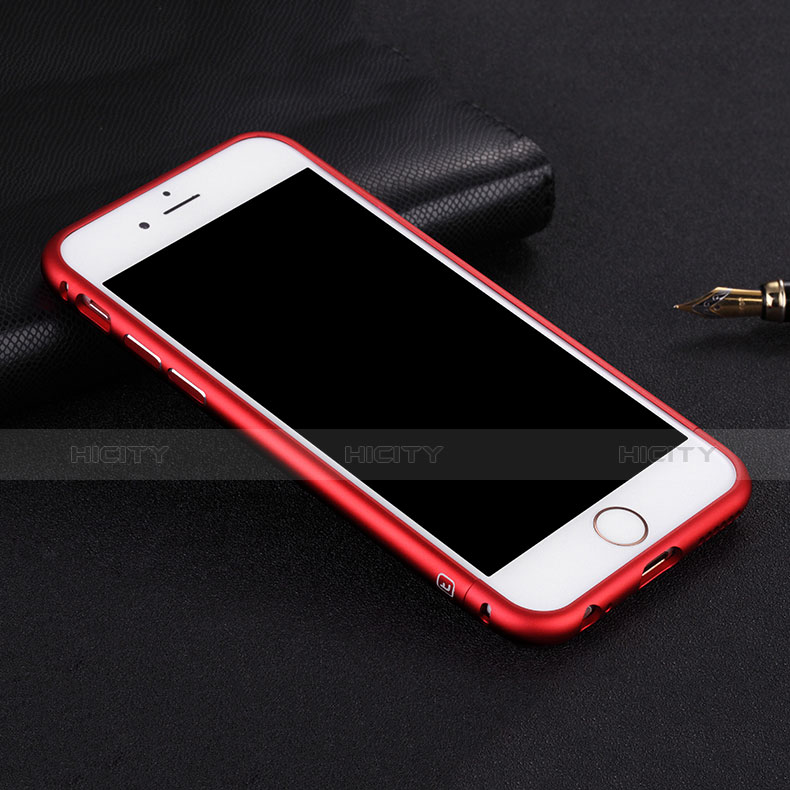 Apple iPhone 6S Plus用ケース 高級感 手触り良い アルミメタル 製の金属製 バンパー アップル レッド