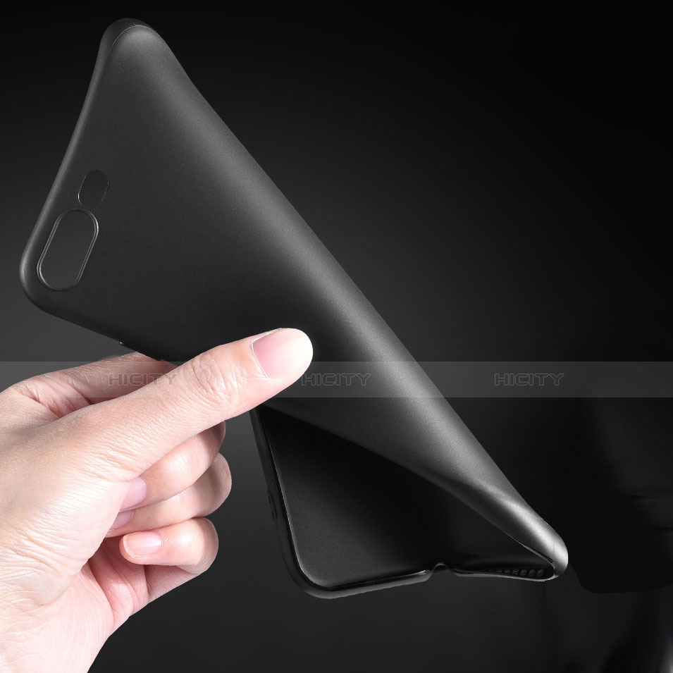 Apple iPhone 7 Plus用極薄ソフトケース シリコンケース 耐衝撃 全面保護 S05 アップル ブラック